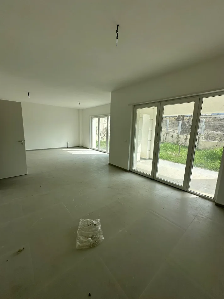 Shqiperi, shitet Vile 5+1 Kati 3, 352 m² 1.050.000 € (TEG COLLINA VERDE)