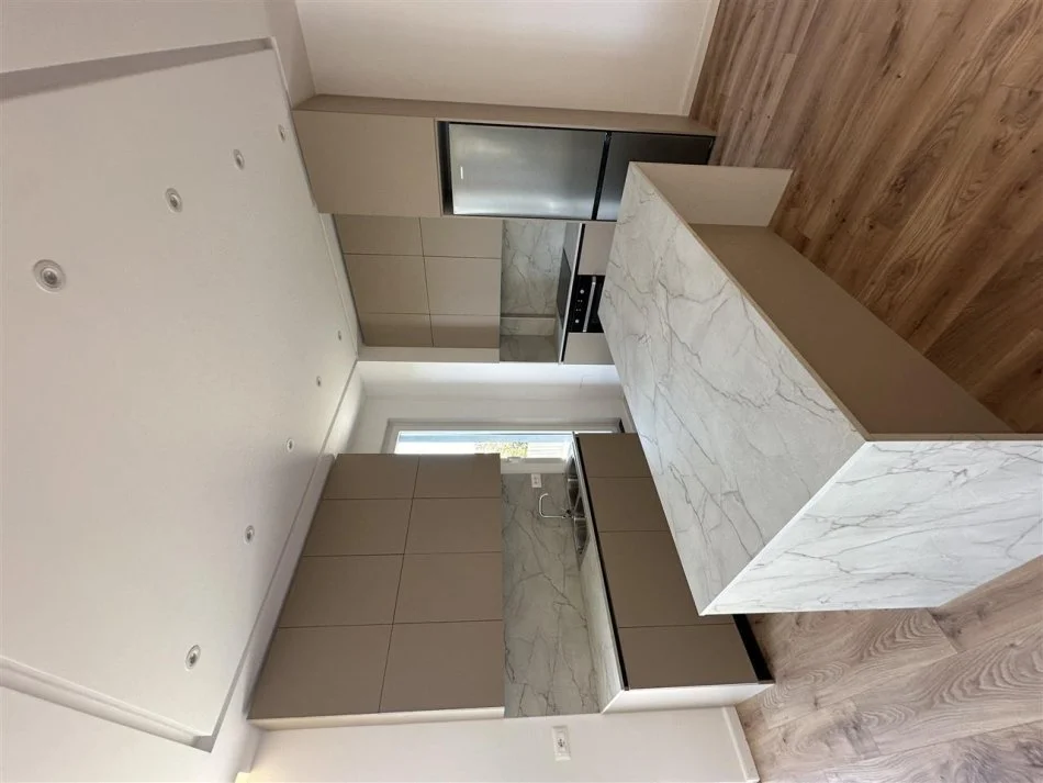 Tirane, shitet apartament Kati 2, 325 m² (TEG)