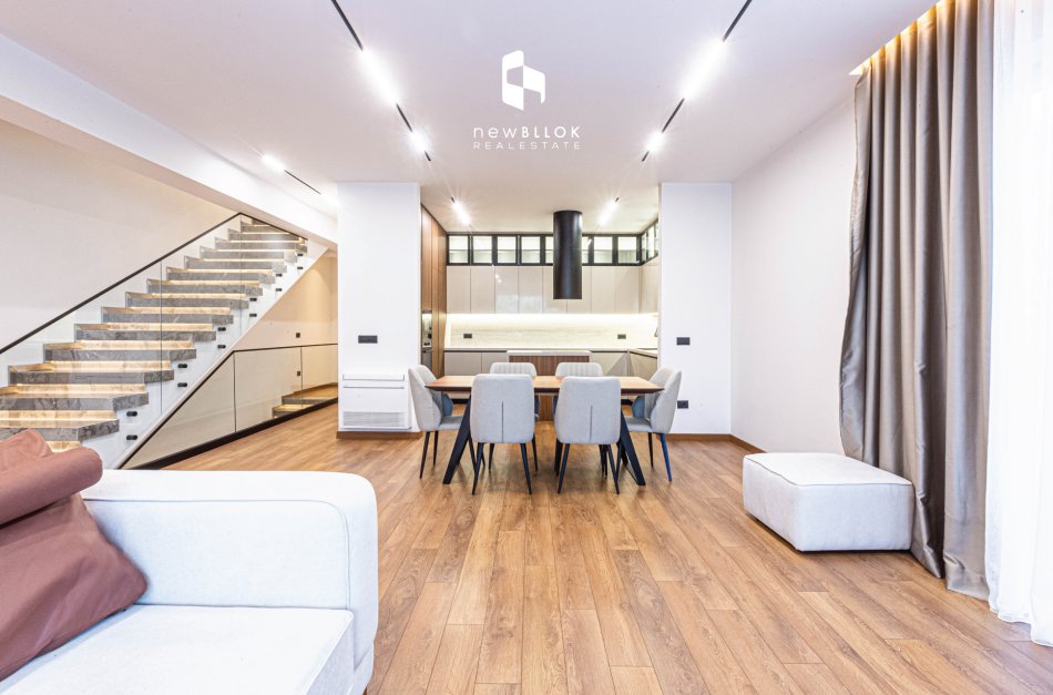 Me Qera: Vile Luksoze 📍Liqeni i Thate - Forest Res. (4Dh. Gjumi +5wc +2Veranda & Garazh) E PABANUAR ME PARE || 4000€/muaj