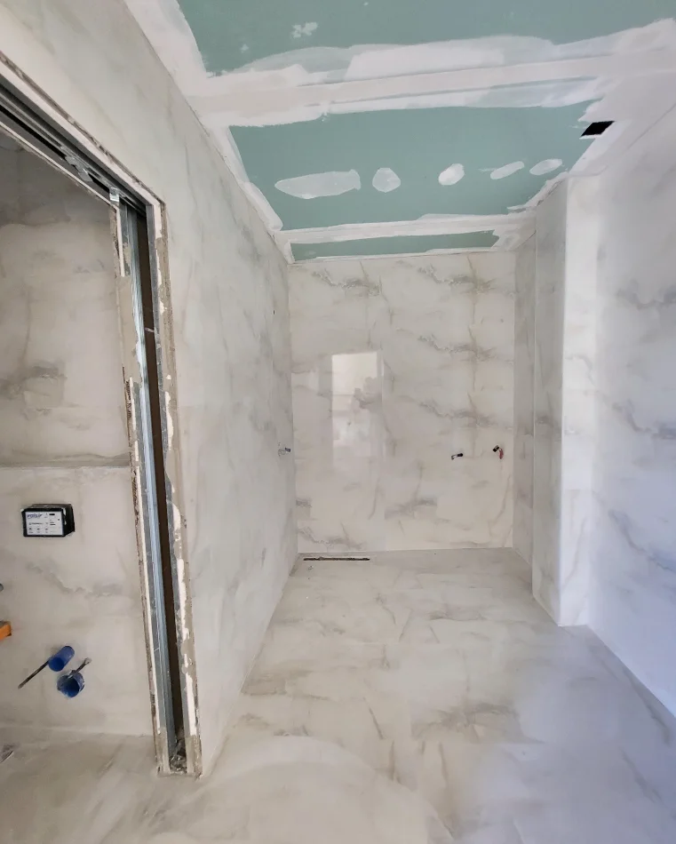 Tirane, shitet Vile 4+1 Kati 3, 864 m² 700.000 € (LISI ARTE)