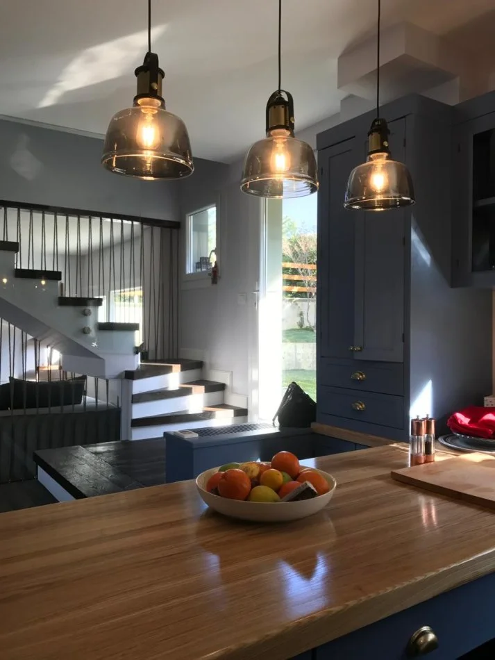 Tirane, jepet me qera Vile 3+1 Kati 2, 320 m² 3.500 € (LONG HILL)