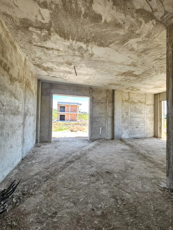 OKAZION‼️SHITET : Vile individuale në Gjirin e Lalzit🏖️ + pishinë vetëm 5 minuta larg detit || 350,000€