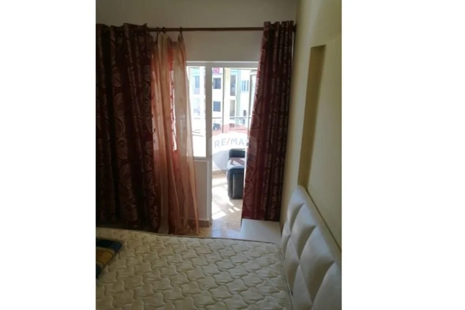 Tirane, jepet me qera apartament 2+1+Ballkon Kati 4, 100 m² 620 € (Komuna Parisit)