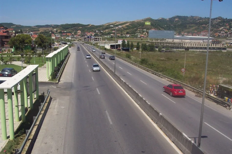 Tirane, shitet apartament 1+1+Ballkon Kati 7, 91 m² (ne Vore)