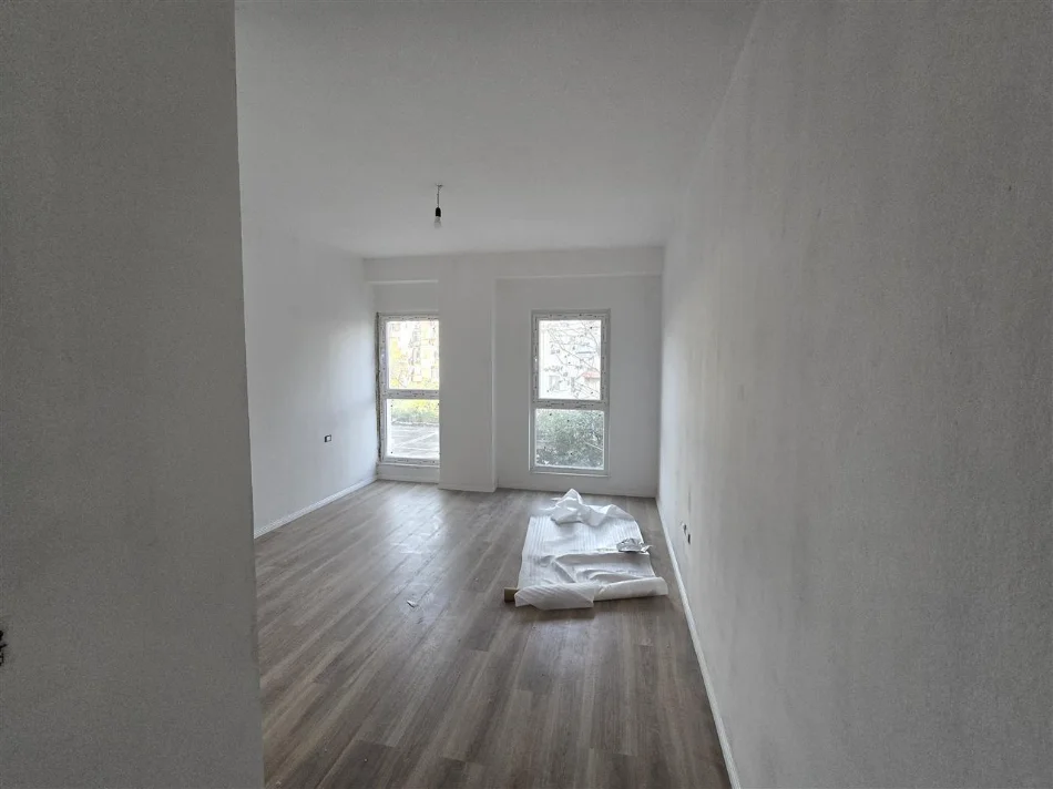 Tirane, shitet apartament 1+1+Ballkon Kati 2, 72 m² 130.000 € (KOMPLEKSI AURA RRUGA DRITAN HOXHA LAPRAKE)