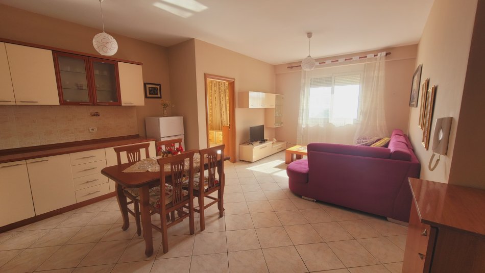 !!DHENE!!Durres, jepet me qera apartament 1+1+Ballkon Kati 3, Vollga, Durres 320 €
