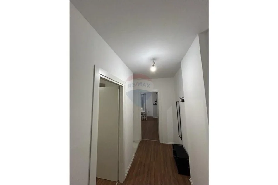Tirane, jepet me qera apartament 1+1 Kati 2, 73 m² 400 € (Baldushk)