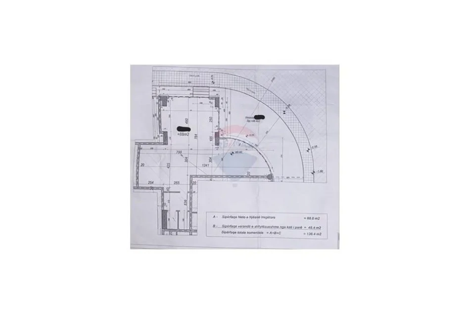 Tirane, jepet me qera Kati 0, 136 m² 1.900 € (Mine Peza)