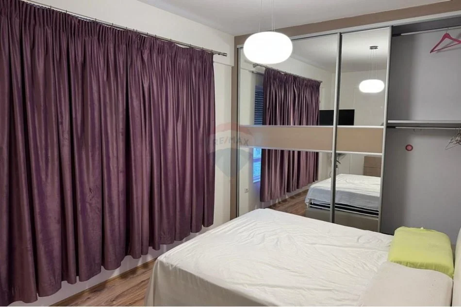 jepet me qera , 100 m² 800 € (APARTAMENT 2+1 PER QIRA TE KOMPLEKSI FZ)