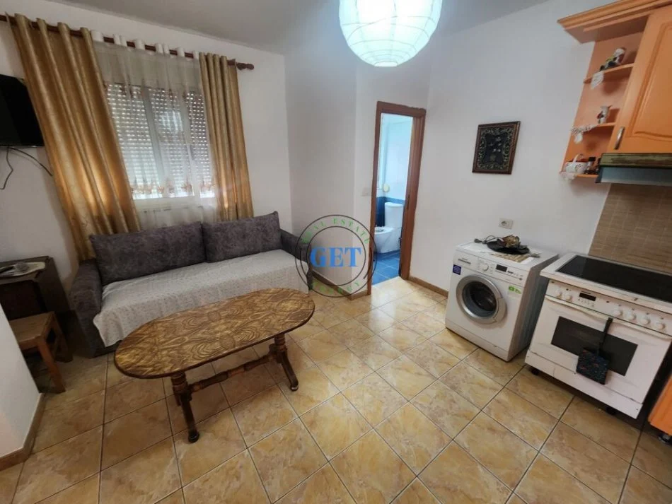 Durres, jepet me qera apartament 1+1 Kati 4, 60 m² 250 €