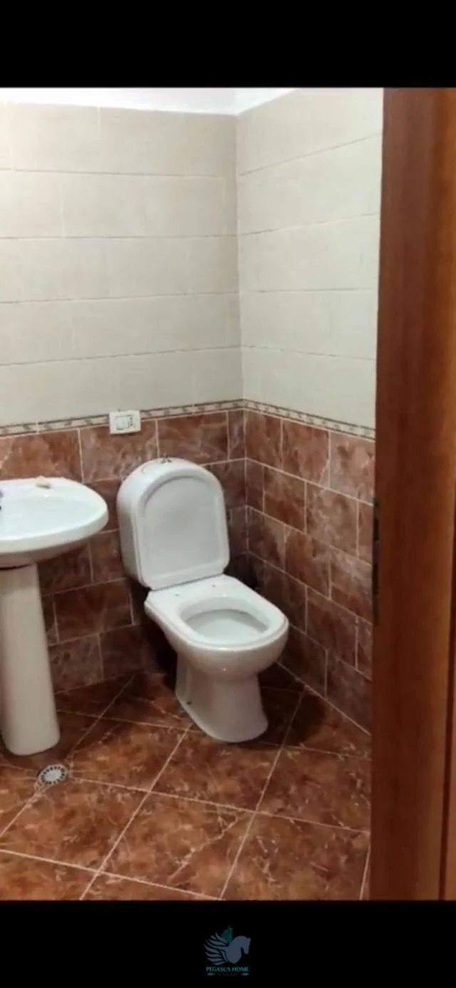 Tirane, jepet me qera apartament 2+1+BLK Kati 2, 97 m² 500 Euro (21 Dhjetori)