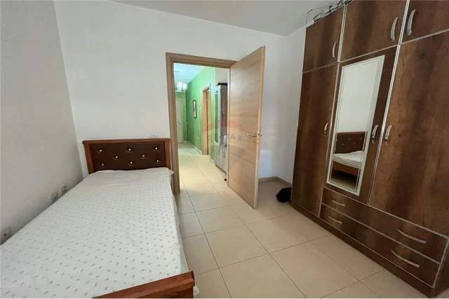 Tirane, jepet me qera apartament 2+1 Kati 3, 105 m² 700 Euro (Don Bosko)