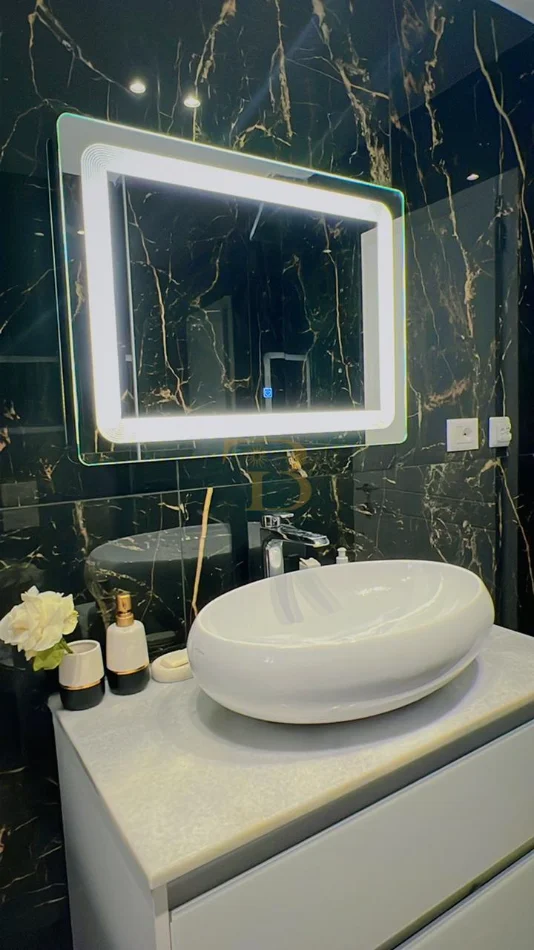 Tirane, shitet apartament 2+1+Ballkon Kati 6, 110 m² 375.000 € (komuna e Parisit)