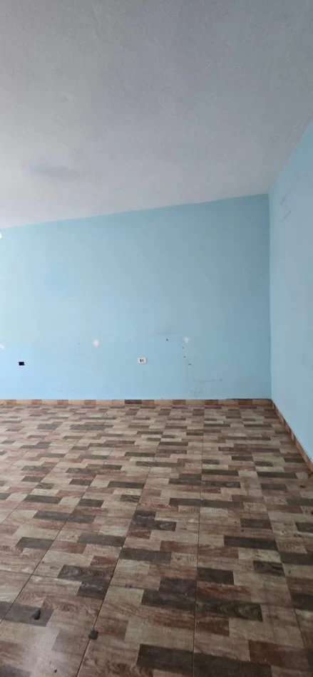 Tirane, shitet apartament 1+1 Kati 4, 59 m² 125.000 € (Rr. Kongresi i Lushnjes)