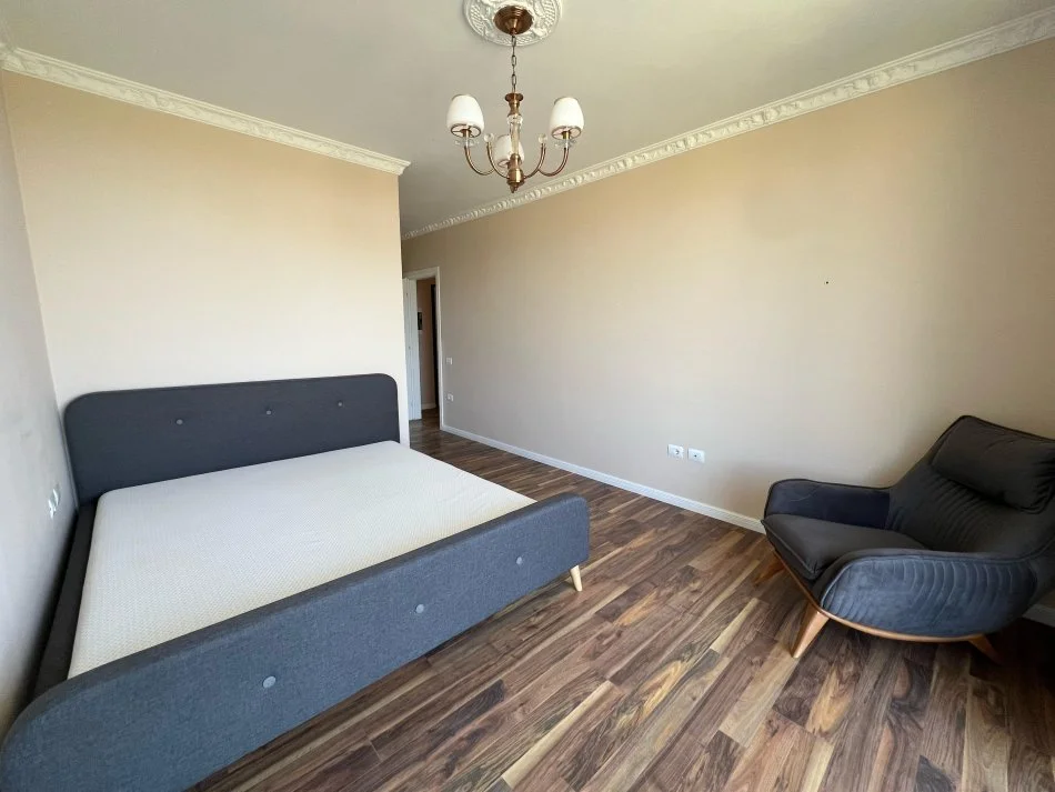Tirane, shitet apartament 2+1 Kati 2, 124 m² 250.000 € (Sauk I Vjeter)