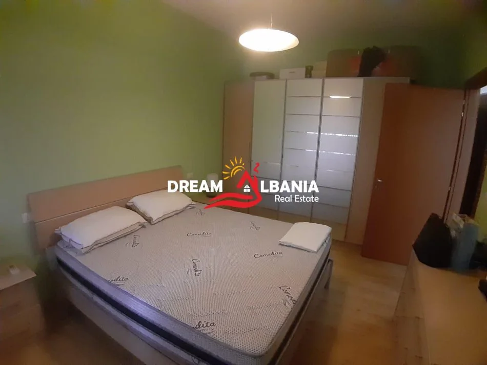 Tirane, jepet me qera apartament 1+1 , 70 m² 500 € (Rruga e Durresit)