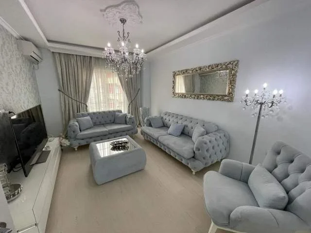 Tirane, shes Vile Kati 4, 560 m² 550.000 Euro (Rruga 4 Deshmoret)