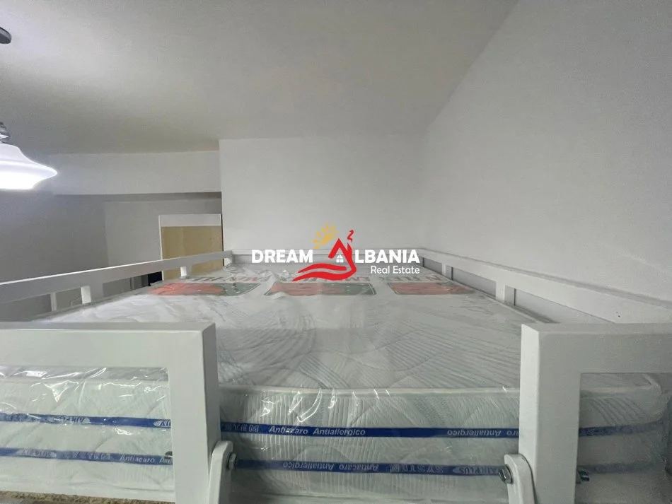 Tirane, jepet me qera garsonier Kati 2, 35 m² 600 € (tek rruga Margarita Tutulani prane Gjimnazit Petroninit)