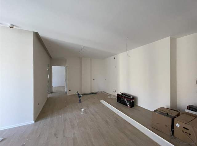Tirane, shes apartament Kati 1, 107 m² 139.000 Euro (Rruga e Dibres)