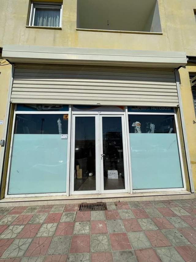 Tirane, shitet ambjent biznesi Kati 0, 43 m²