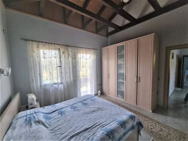 Tirane, shitet Vile 5+1 306 m² 320.000 Euro (Berzhite)