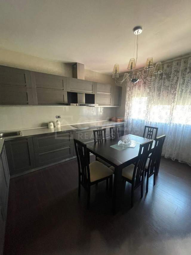 Tirane, shitet apartament 2+1+BLK Kati 5, 90 m² 140.000 Euro (myslym shyri)