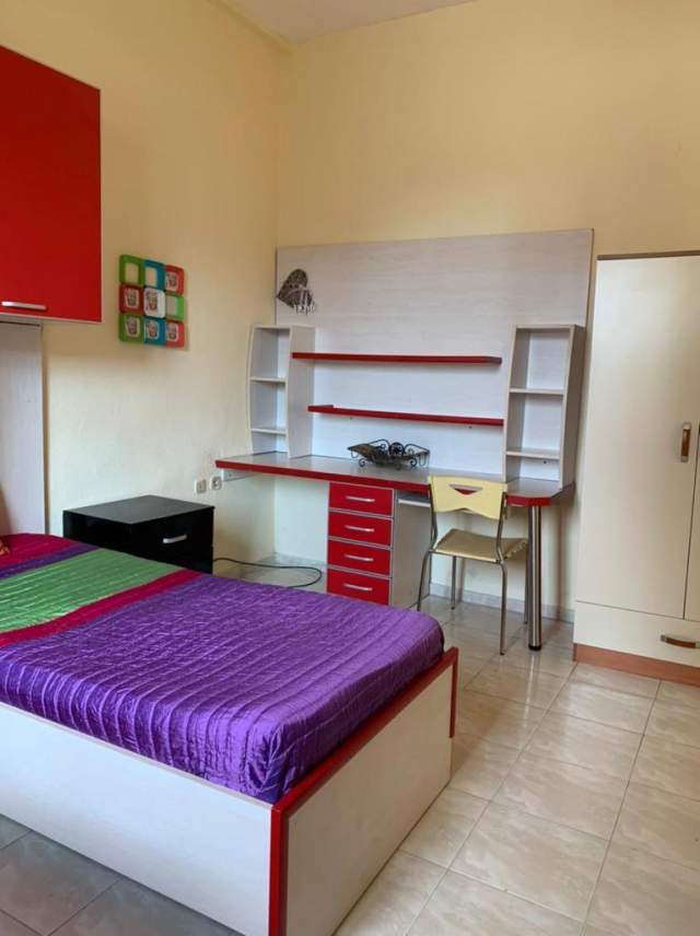 Tirane, jap me qera apartament 1+1 Kati 2, 70 m² 250 Euro