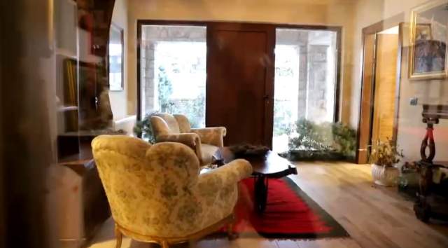 Korce, shitet Vile 4+1+A+BLK Kati 2, 400 m² 800.000 Euro (Voskopoje)