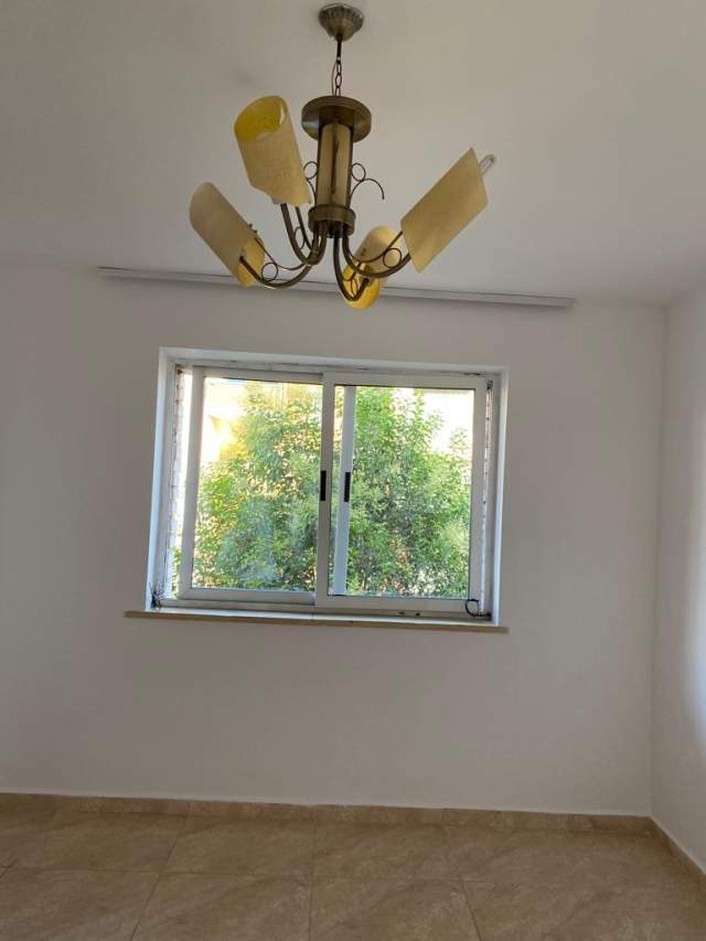 Tirane, jepet me qera apartament 1+1+BLK Kati 3, 60 m² 24.000 Leke (profarma)