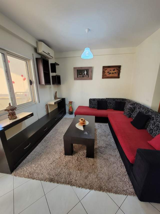 Tirane, jepet me qera apartament duplex Kati 7, 100 m² 350 Euro (rruga loni ligori)