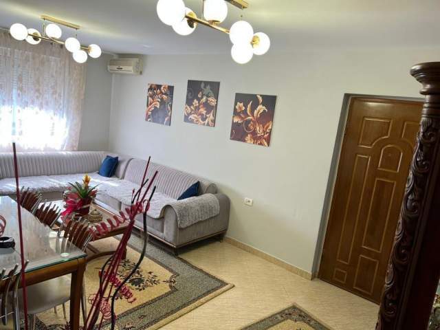 Tirane, shitet apartament 2+1+BLK Kati 5, 70 m² 84.000  (hoxha tahsin)