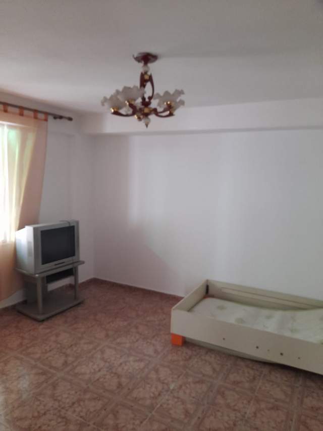 Tirane, shitet apartament 2+1 Kati 1, 85 m² 94.000 Euro (ferit xhajko)