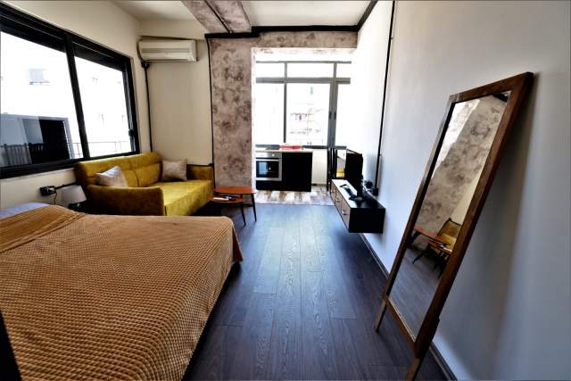 Shitet apartament ne rrugen 5 Maji.