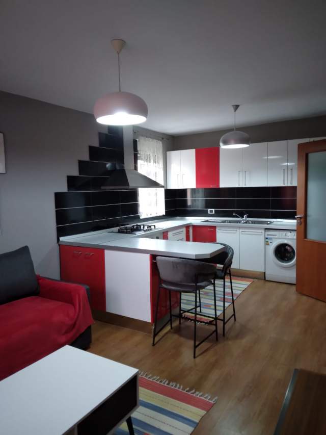 Tirane, jepet me qera apartament 1+1+BLK Kati 2, 55 m² 400 Euro (Pjeter Budi)