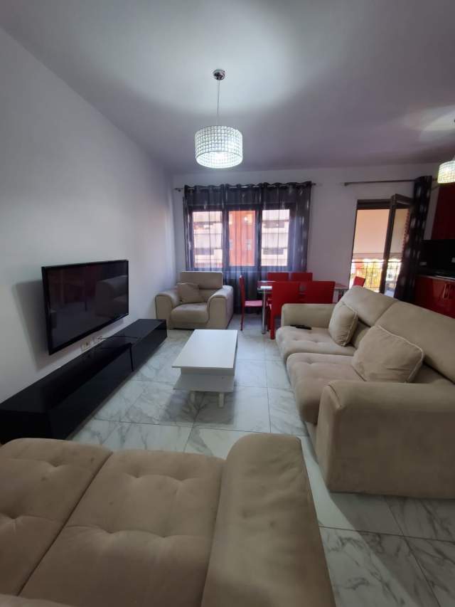 Tirane, shitet apartament 3+1+BLK Kati 5, 140 m² 320.000 Euro (kavajes)