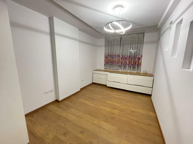 Tirane, shitet apartament 2+1+BLK Kati 3, 124 m² 125.000 Euro (Astir)