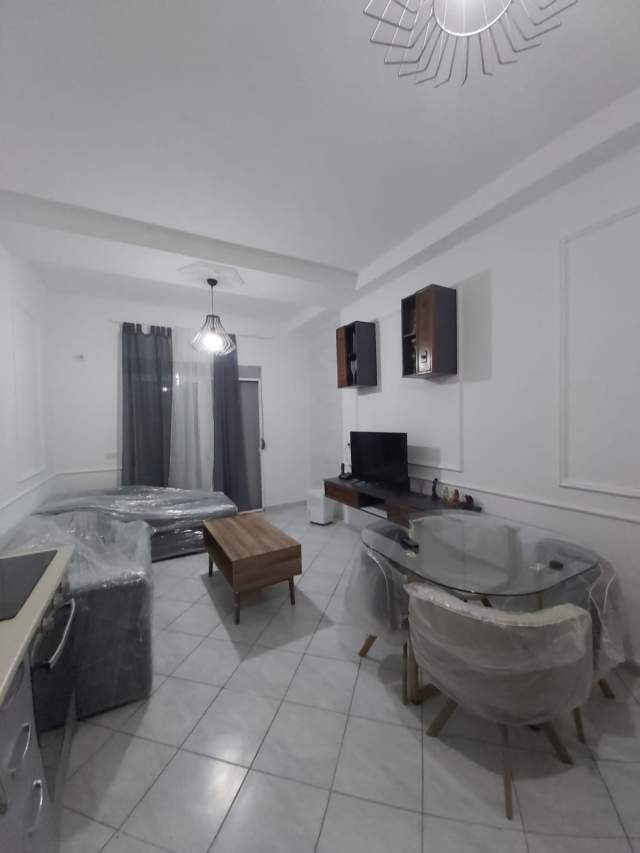 Tirane, jap me qera apartament Kati 1, 78 m² 400 Euro (Liqeni i Thate)