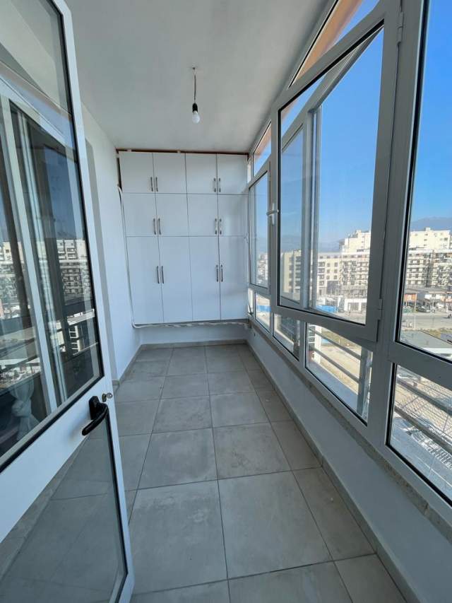 Tirane, jepet me qera apartament 1+1+BLK Kati 6, 70 m² 330 Euro (Sokrat Miho)
