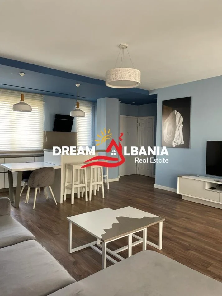 Tirane, jepet me qera apartament 2+1+Ballkon Kati 6, 120 m² 1.600 € (te rruga e Kosovareve)