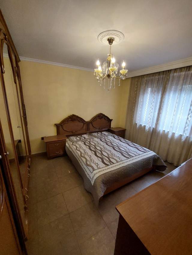 Tirane, shes apartament 2+1 Kati 3, 99 m² 140.000 Euro (Rruga Elbasanit)