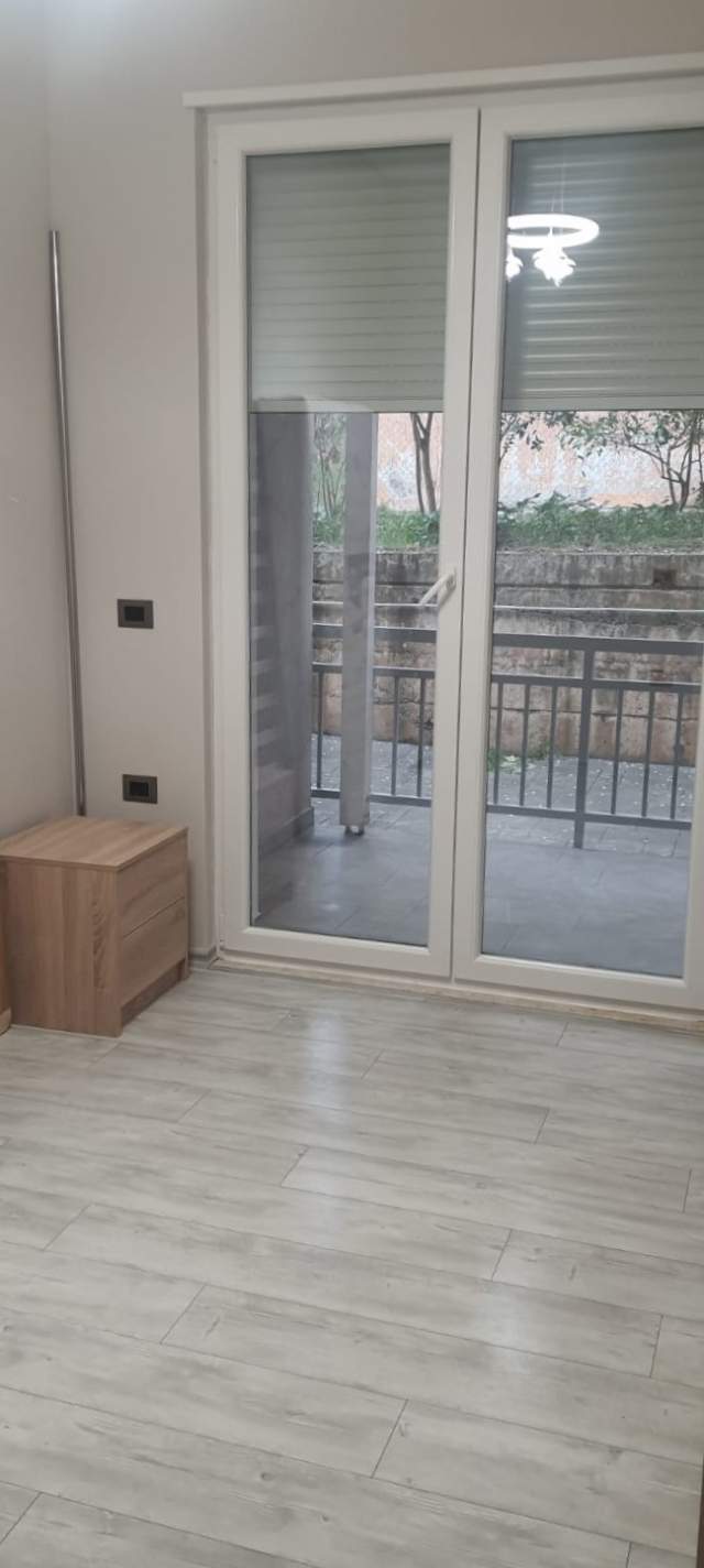 Tirane, shitet apartament 2+1+BLK Kati 1, 71 m² 85.200 Euro (PETI)