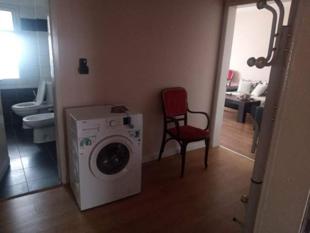 Tirane, jepet me qera apartament 1+1 Kati 4, 60 m² 320 Euro (Marie Logoreci)