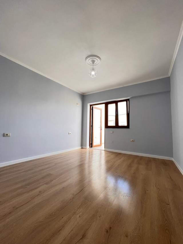 Tirane, shes apartament 2+1+A+BLK + GARAZH 21M2- Kati 8, 93 m² 97.000 Euro (DONBOSKO)