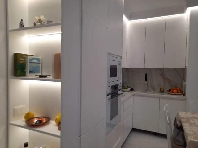 Tirane, shes apartament Kati 5, 115 m² 260.000 Euro (Rruga Dibres)