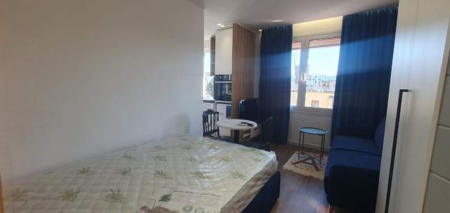 Tirane, jepet me qera apartament 1+1 Kati 5, 70 m² 1.000 Euro (Rruga Durrsit)