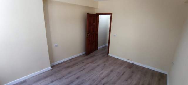 Tirane, jepet me qera apartament 1+1 Kati 2, 30 m² 290 Euro (Bulevardi Gjergj Fishta)