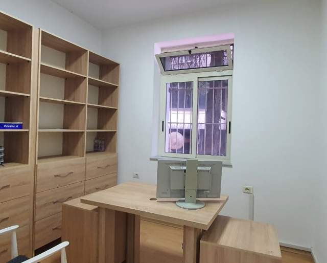 Jap me qera zyre pune te Pallatet Agimi, e mobiluar 50 m² 500 Euro