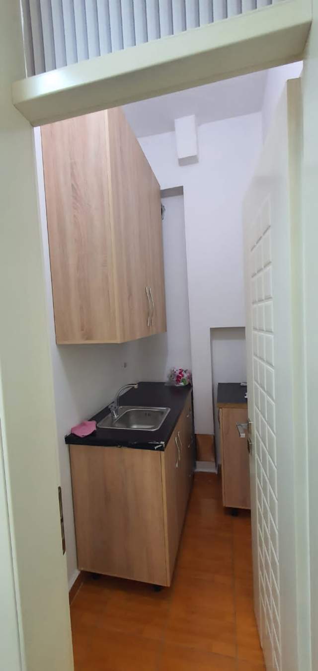 Jap me qera zyre pune te Pallatet Agimi, e mobiluar 50 m² 500 Euro