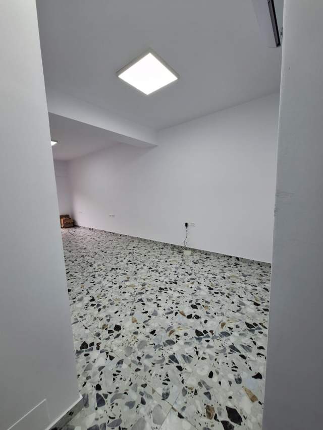Tirane, jepet me qera apartament Kati 0, 40 m² 300 Euro (Rezidenca Kodra e Diellit)