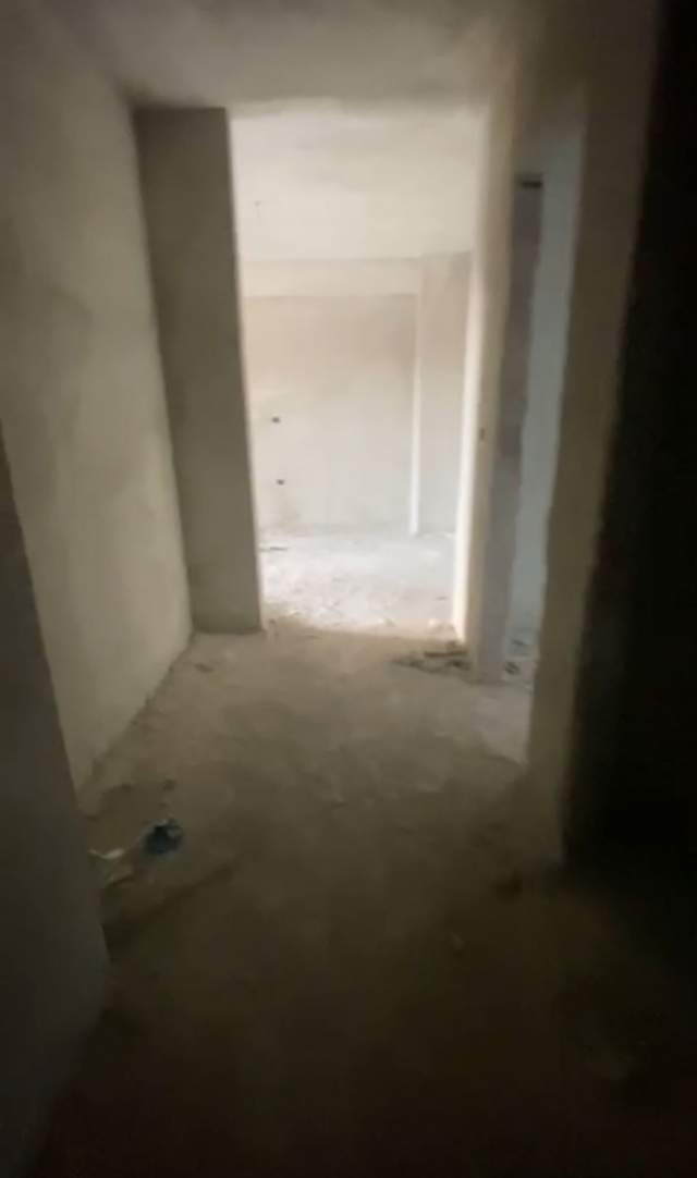 Tirane, shitet apartament 2+1 Kati 4, 123 m² 159.900 Euro (Rruga  fusha e aviacionit)